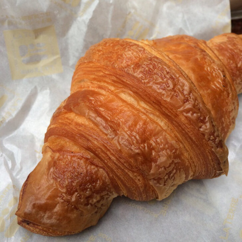 クロワッサン(ブーランジェリー ラ・テール エキュート品川店)
