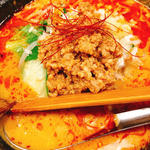 白胡麻担々麺(麺や 蓮と凜 （メンヤ レントリン）)