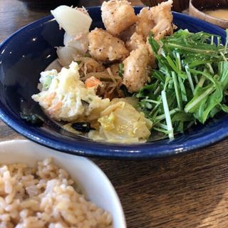 ビュッフェ(Enjoy! EAST 千駄ヶ谷店)