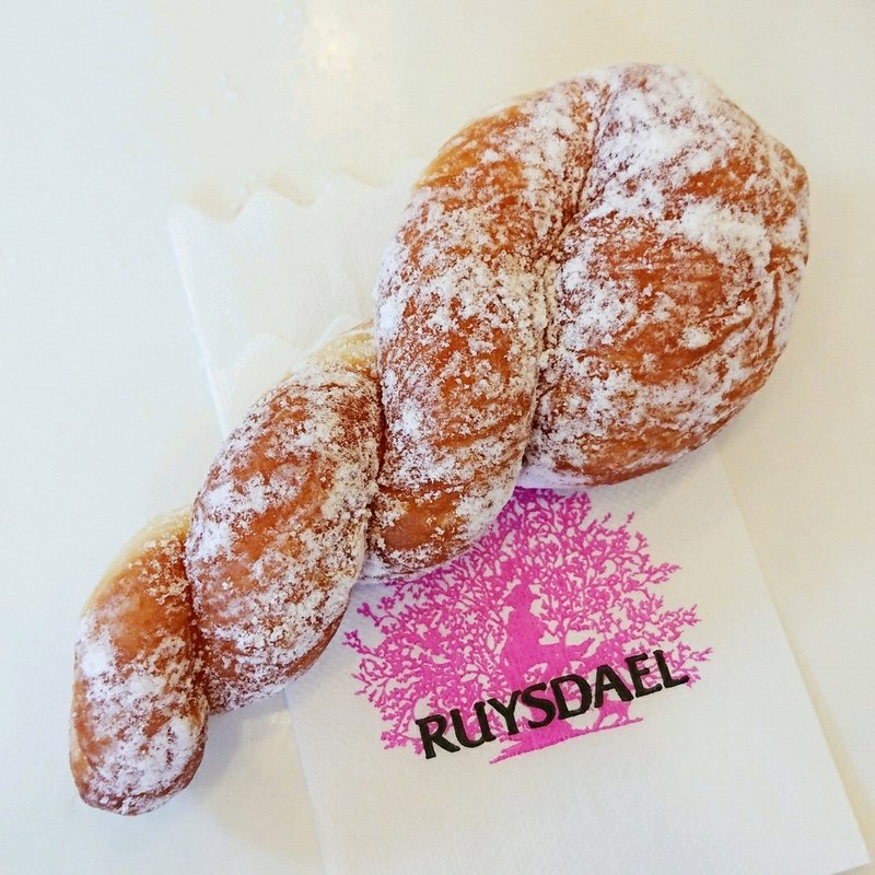 ツイストドーナツ(ロイスダール 中野本店)