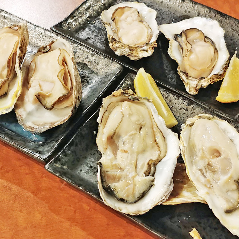 長崎小長井産直牡蠣3個(和ビストロアンドワイン いち富じ （和Bistro&Wine ICHIFUJI）)