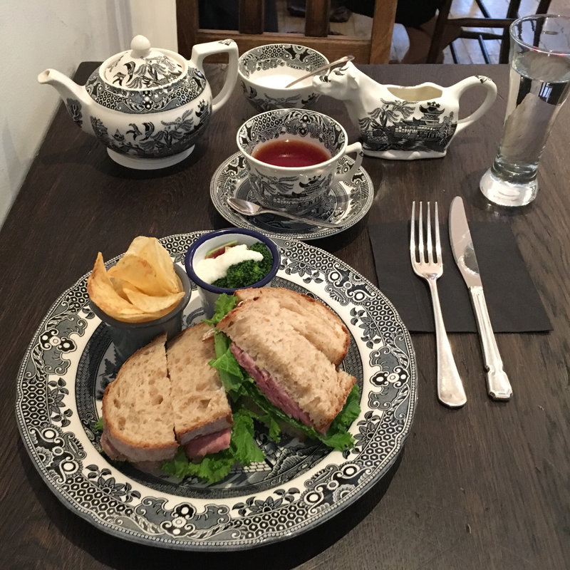 ローストビーフサンドイッチセット(ザ スリー ベアーズ （THE THREE BEARS）)