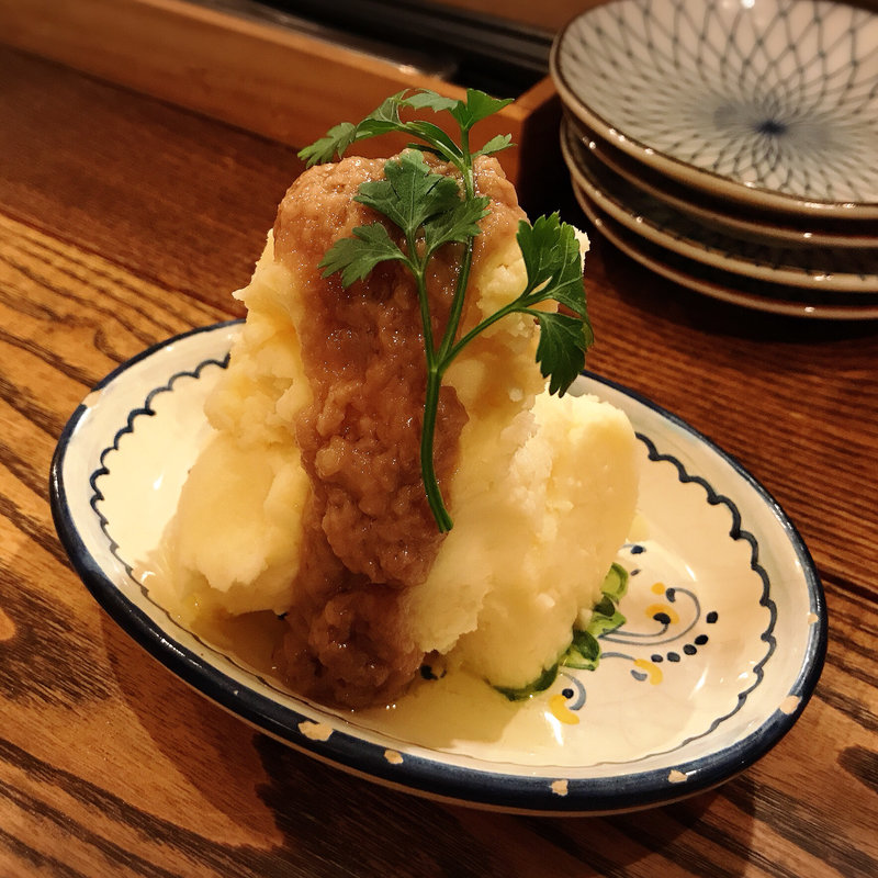 アンチョビポテトサラダ(スミヤ ピン （SUMIYA PINN）)