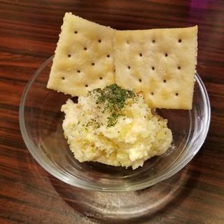 スモークチーズ入りポテトサラダ(ドルフィンズ 梅田店 （DOLPHINS）)
