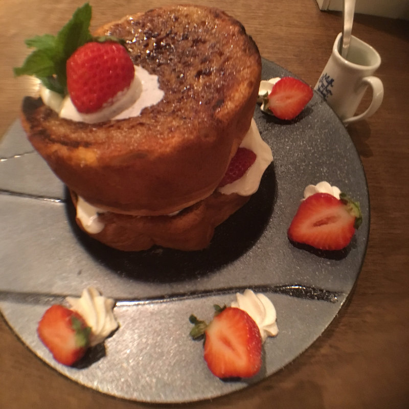 あまおうパンケーキ(COMATSU Premier(コマツ プルミエ）)