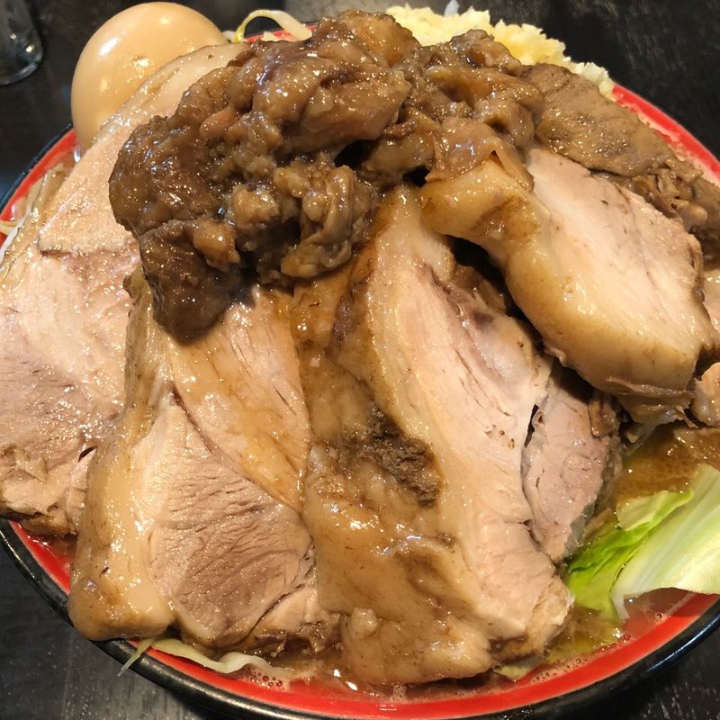 限定C 麺300g肉多め野菜多めニンニク有味玉（1day限定）(麺将 重厚軍団)