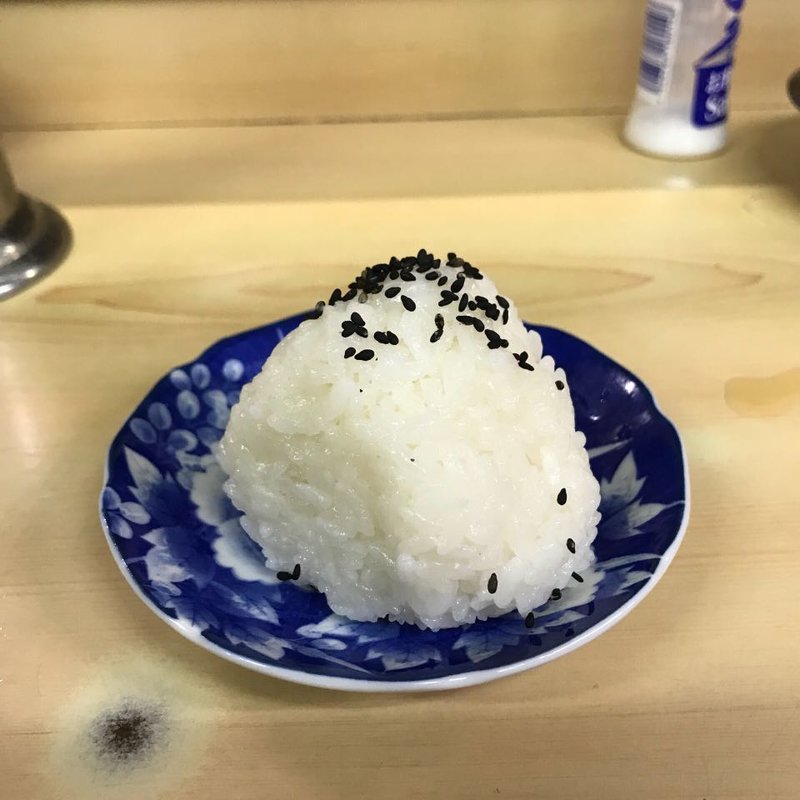 おにぎり(くわ焼き クラスノ)