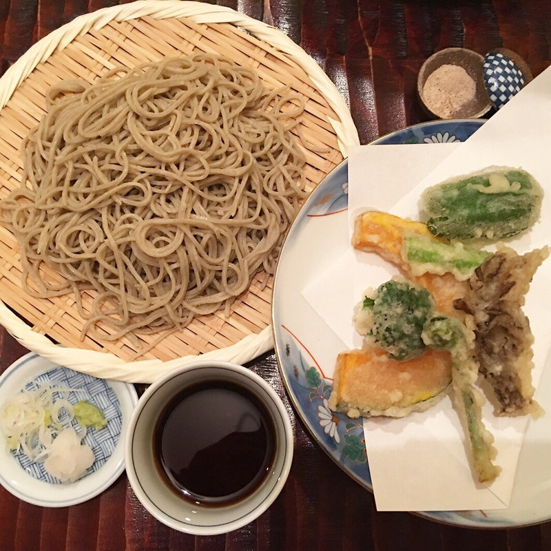 盛りそば & 春の天ぷら(岳家 （たけや）)