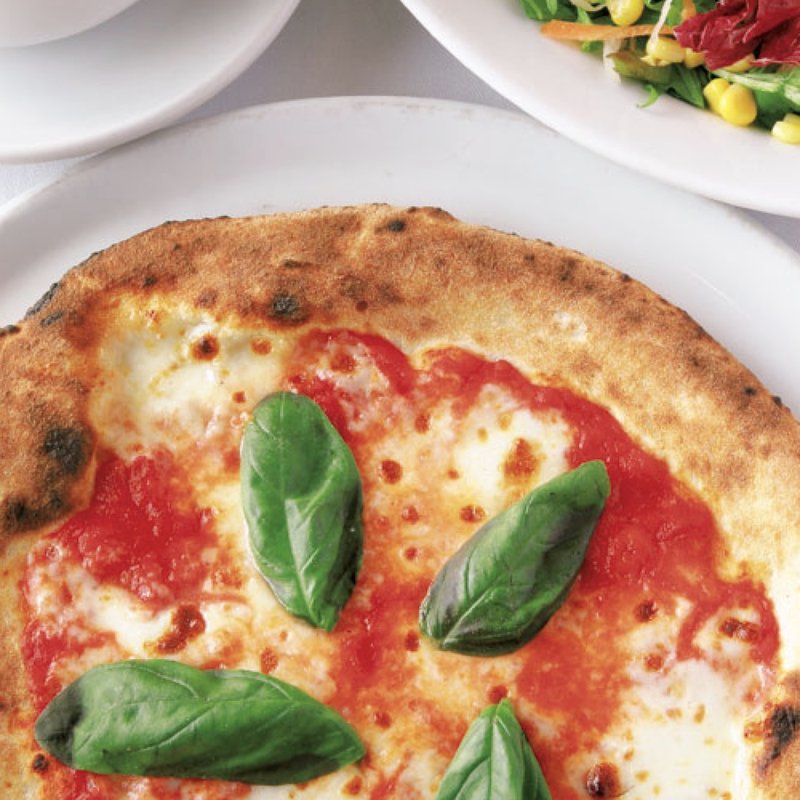 Aセット（ピッツァかパスタ、前菜、サラダ）(イゾラスメラルダ 丸ビル)