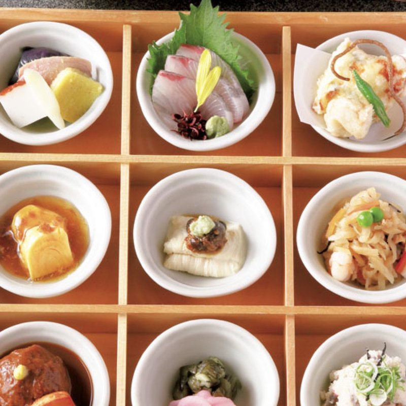 はんなり御膳（ご飯・赤出汁おかわり無料）(京おばんざい＆お茶屋Bar 豆まる)