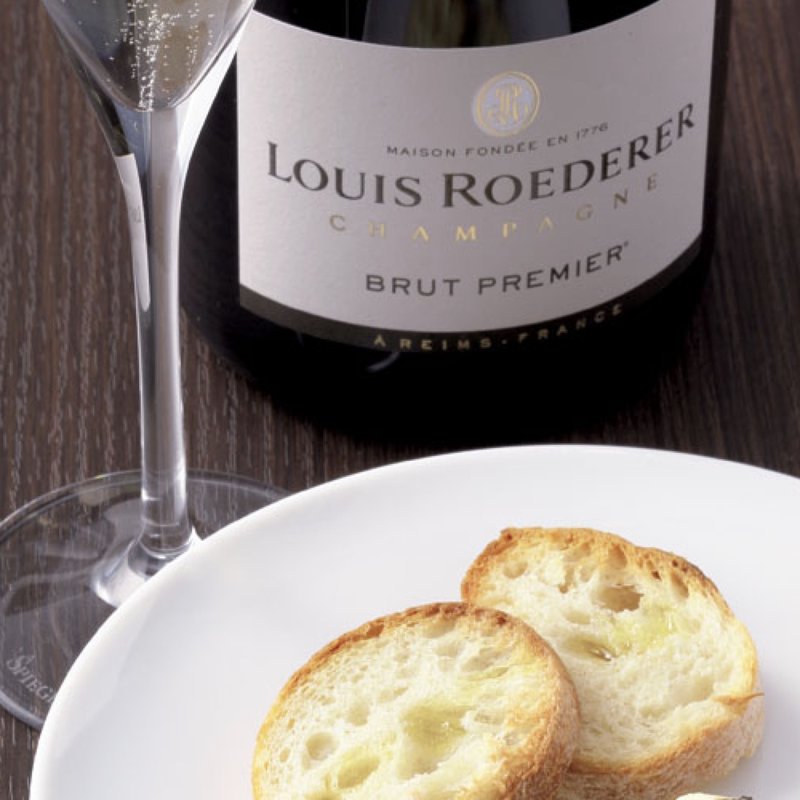 キャビアプレート(ワインショップ・エノテカ 東京駅グランスタ丸の内店)