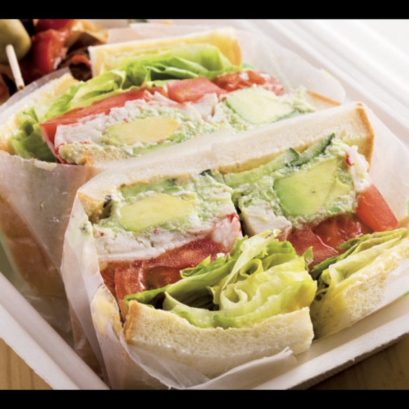 Tartar Salad with Avocado and Cattage(SHIGERU KITCHEN)