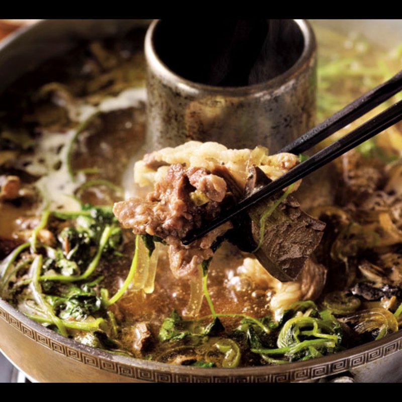 ホイツァイ鍋（内モンゴルの野菜羊肉鍋）(モンゴル料理 シリンゴル)