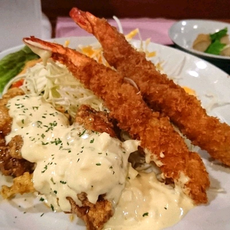 チキン南蛮とエビフライ(みやざき地鶏 丸久 （みやざぎぢどり・まるきゅう）)