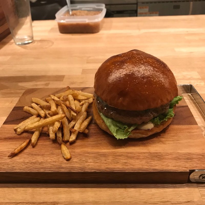 Gorgonzolaburger(跡地（旧YES!BURGER）)