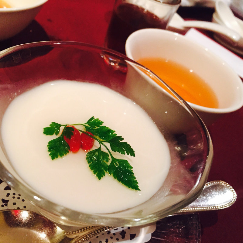 杏仁豆腐(24 （トゥエンティフォー）)