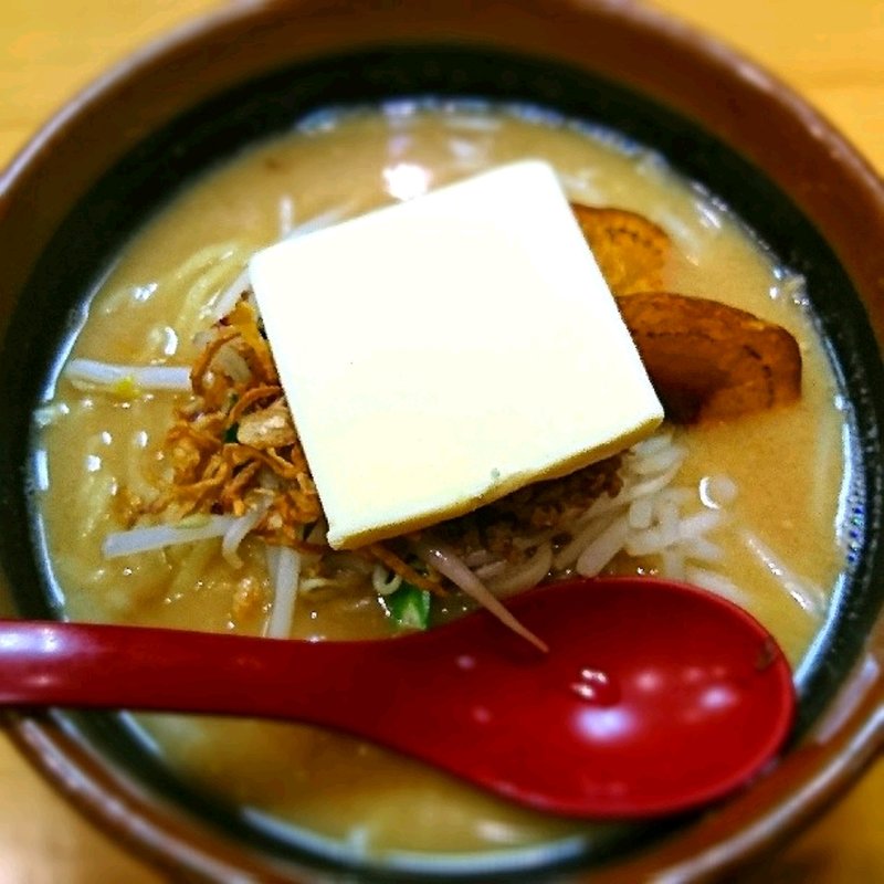北海道味噌バターラーメン(麺場 田所商店 行徳店)