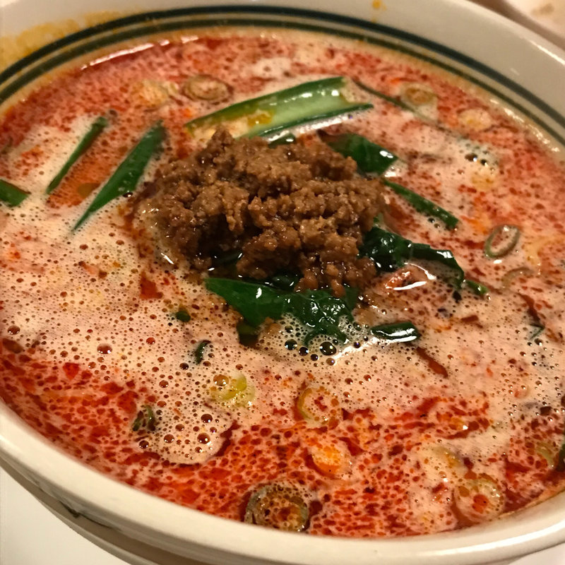 担々麺(美龍 （メイロン）)