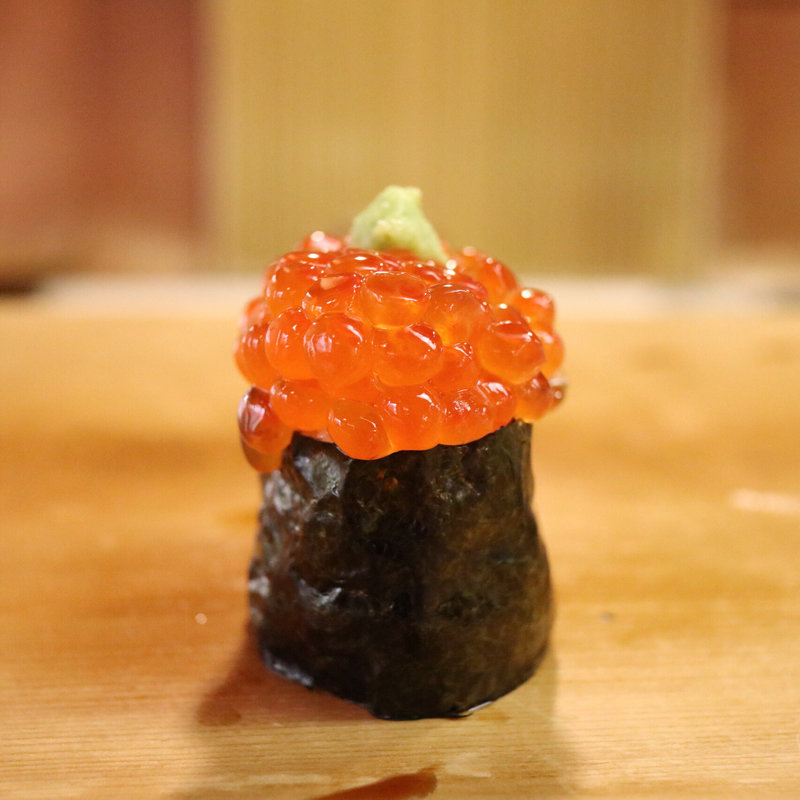 いくら(柳橋美家古鮨 本店 （やなぎばしみやこずし）)