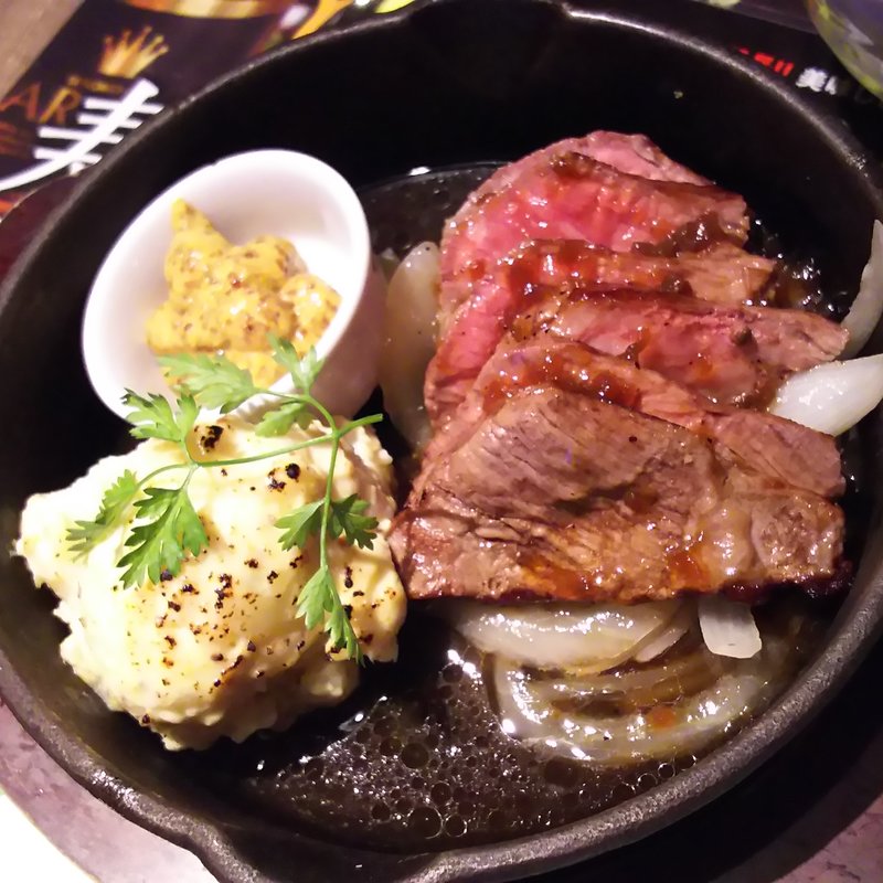 熟成大麦牛のステーキ(土間土間 大井町店 （どまどま）)