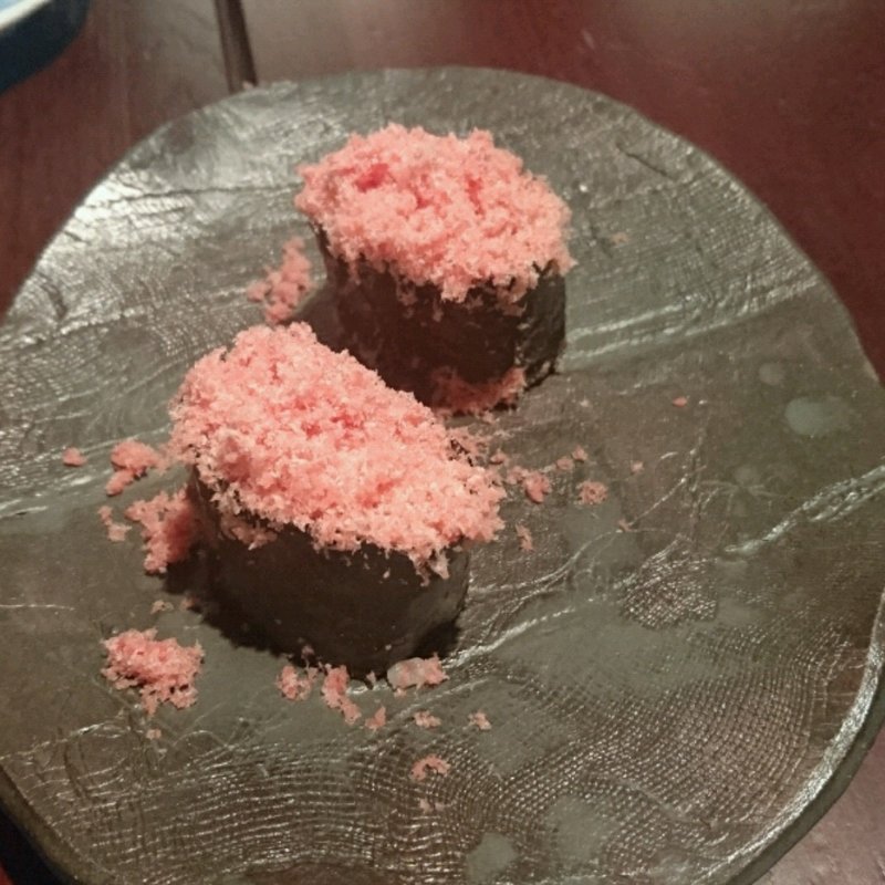 賞味期限10秒の肉寿司(もつ吉 渋谷店)