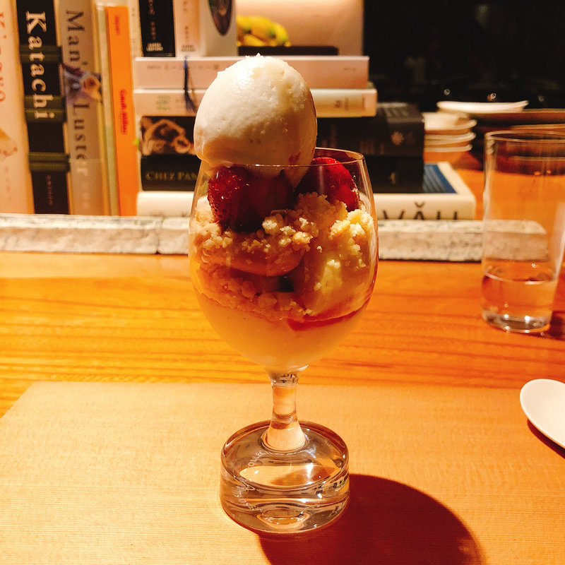 苺のパフェ(可不可)