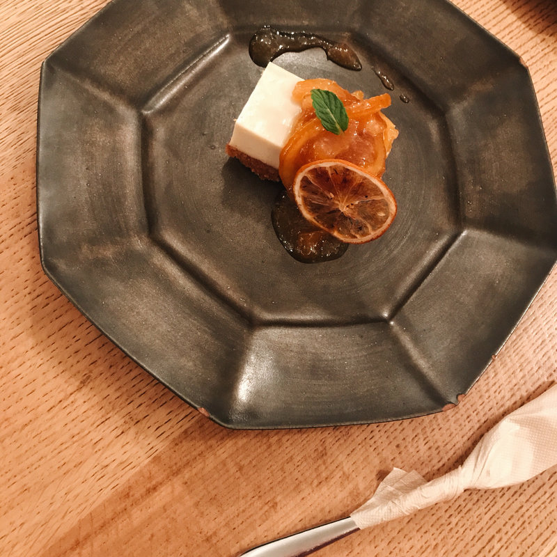 豆腐のレモンチーズケーキ(Brown Rice Tokyo Omotesando)