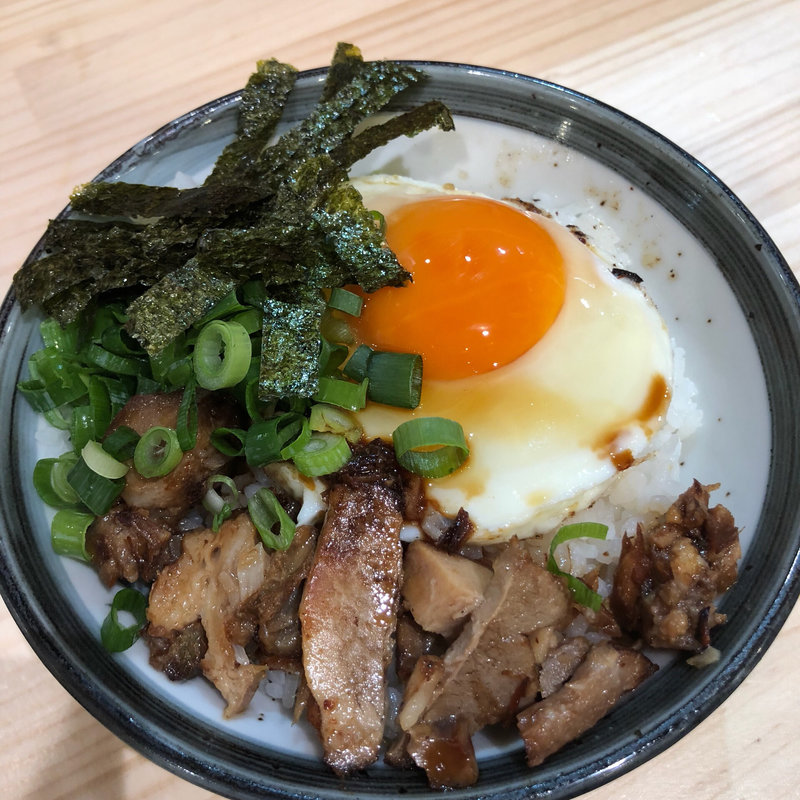 焼豚丼定食(ラーメンまこと屋 大津堅田店)