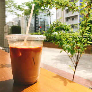 CAFFE LATTE(Bridge COFFEE & ICECREAM)