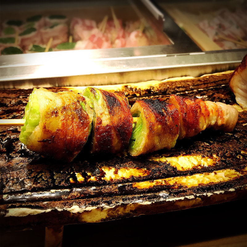 名物レタス巻き（塩）(博多串焼き・野菜巻き工房 ごりょんさん 渋谷店)