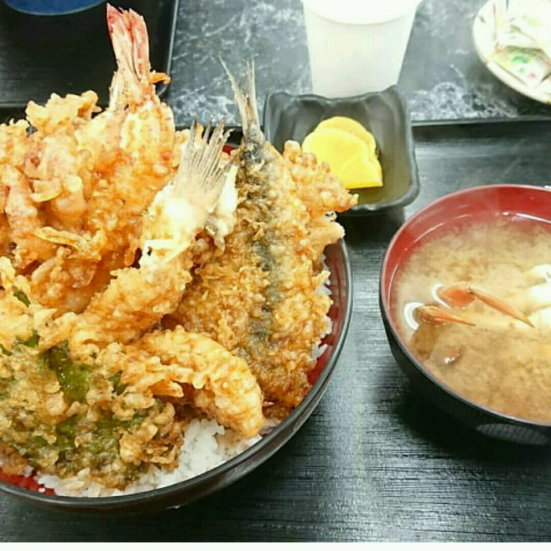 天丼(さかな屋食堂ウロコジュウ)