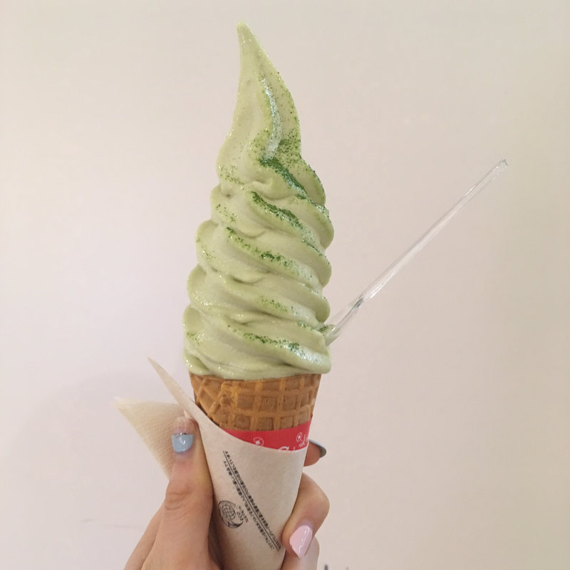 抹茶&丸久小山園抹茶粉フローズンヨーグルト(スノーラ 銀座三越店)