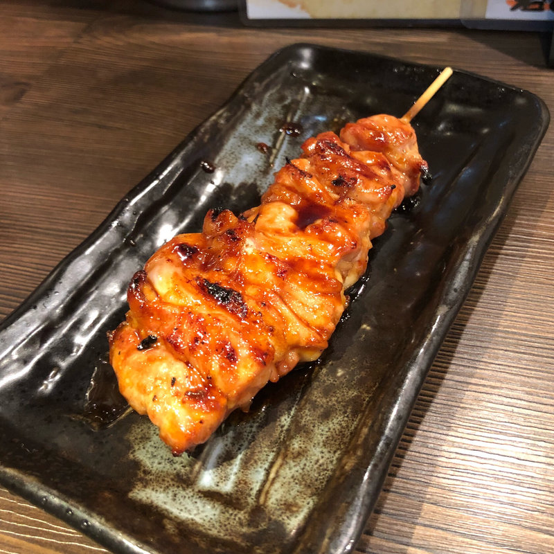 せせり (タレ・塩)(備長炭火焼  とり悠)