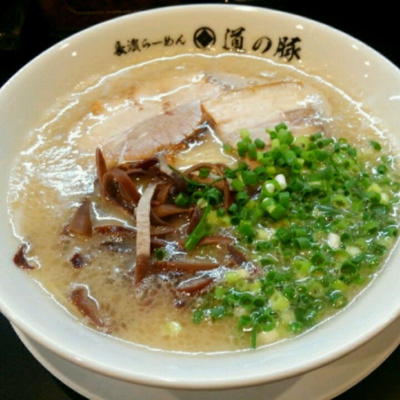 らーめん白(道の豚)