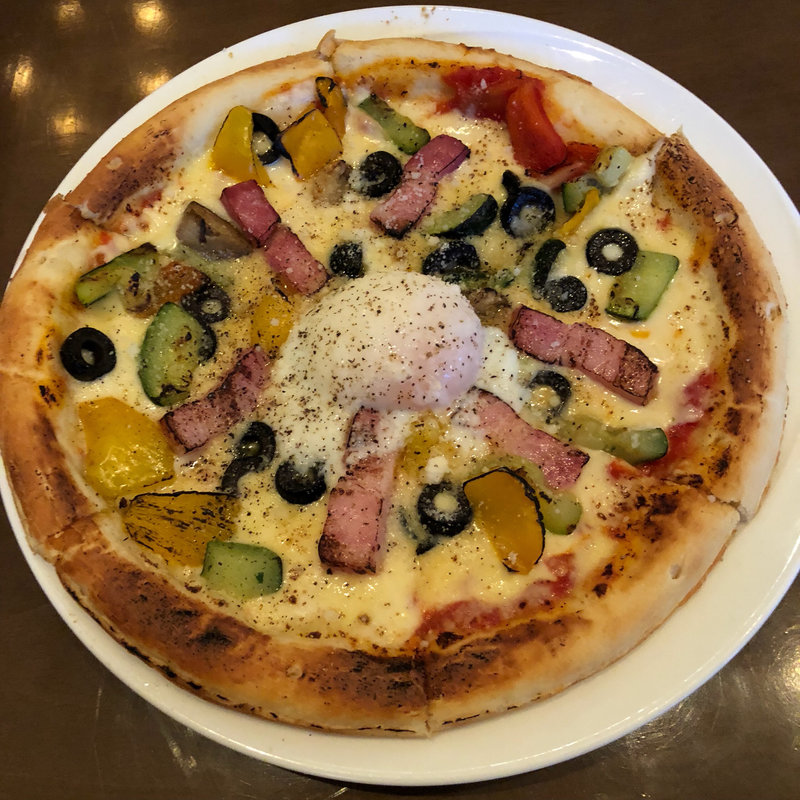 ビスマルク ピザ(The Oyster bar KOBE)