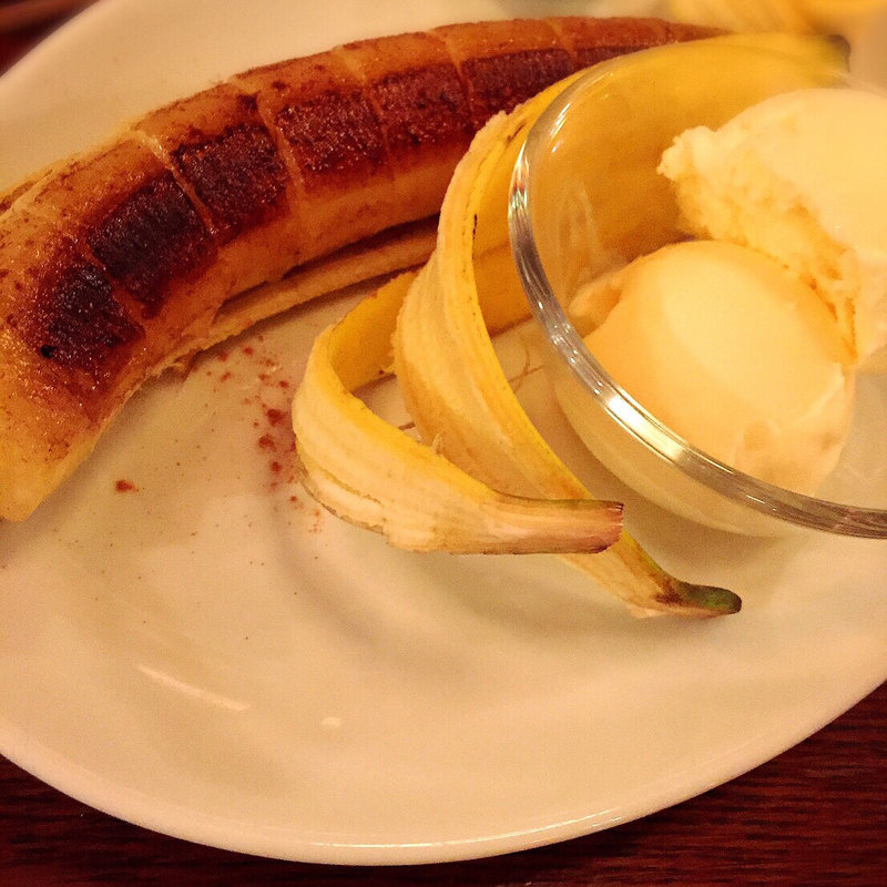 焼きバナナ(がぶ飲みワインと鉄板焼 黒鉄 国分寺)
