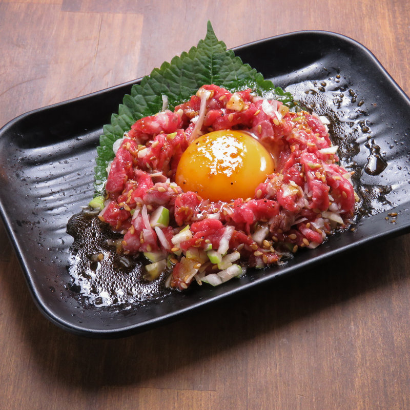 黒毛和牛ユッケ(焼肉・ホルモン料理 とらじ亭 神田店)