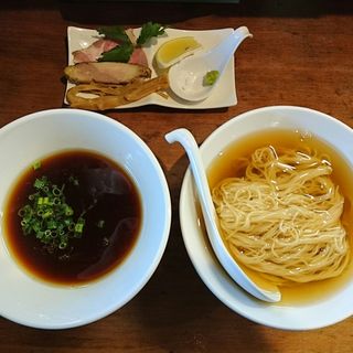 丸鶏醤油の昆布水つけ麺(麺屋 菜花奈 （メンヤ ナバナ）)