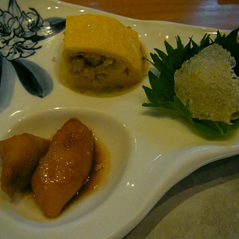 前菜三点盛り(じどりや穏座 （じどりやおんざ）)