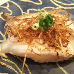 炙りサーモン 揚げネギ添え(がってん寿司 本庄店)