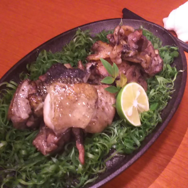 熟成鶏の炭火焼き(近松 秋葉原店)