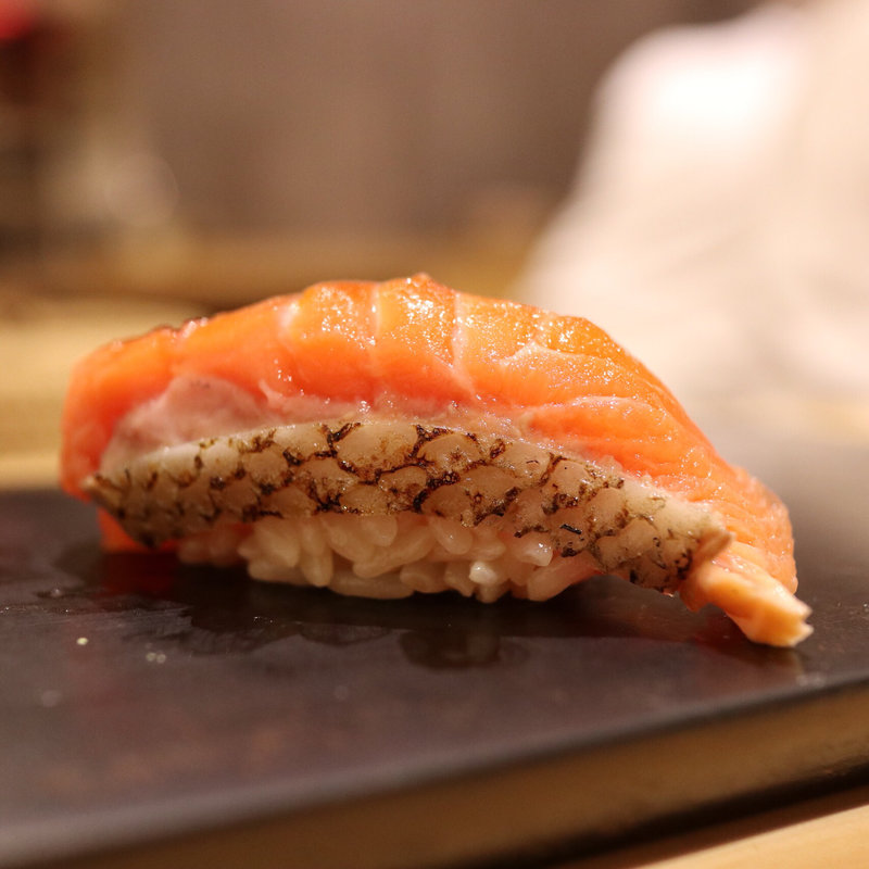 鱒ノ介(鮨はしもと)