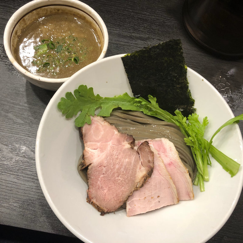 手滑らせ煮干しつけ麺(麺や福はら)