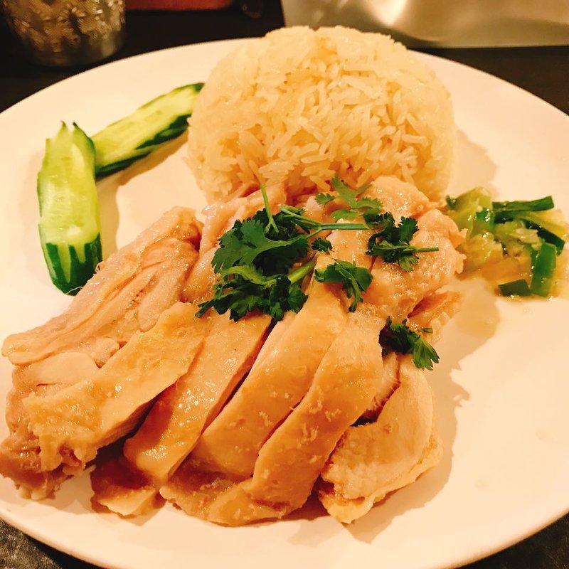 カオマンガイ(モモタイ)