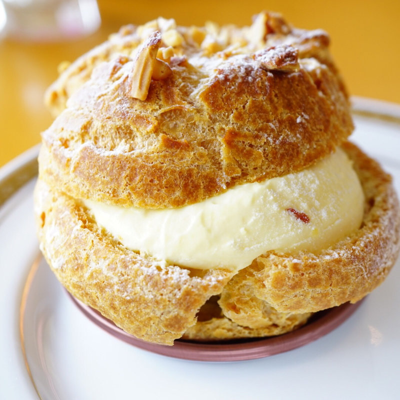 シュークリーム(ティーラウンジ ザ・ガーデン)