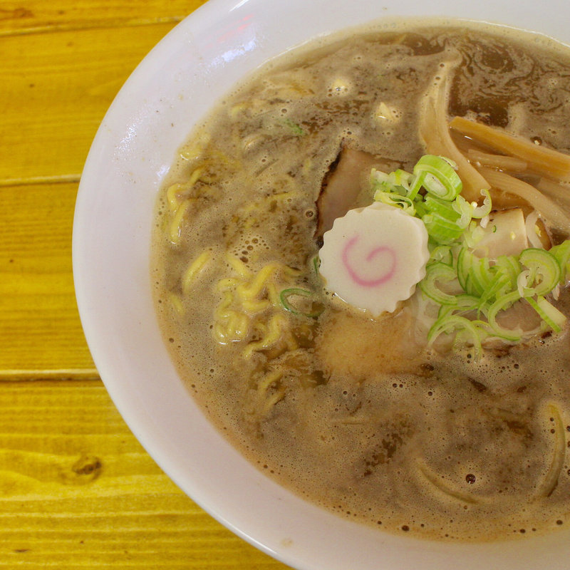 煮干し中華（醤油味）(めし処 一)