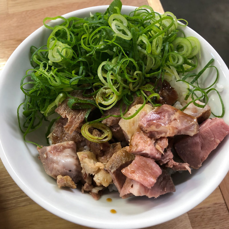 ニクめし(ぶたのほし （TONKOTSU BABY）)