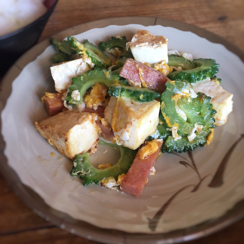 ゴーヤチャンプルー定食(けい )