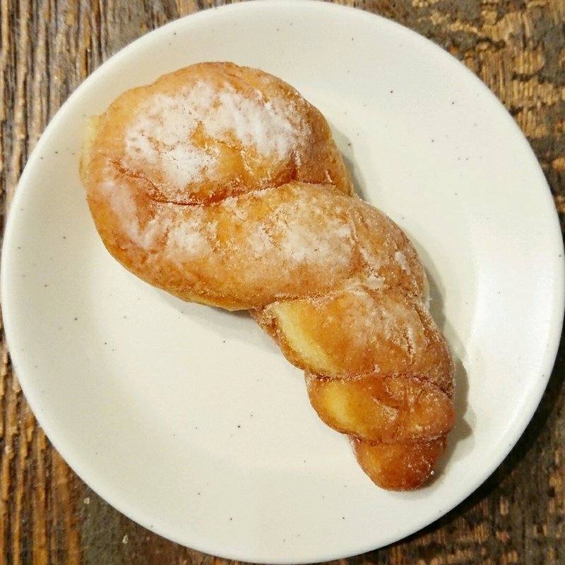 ツイストドーナツ(中屋パン)