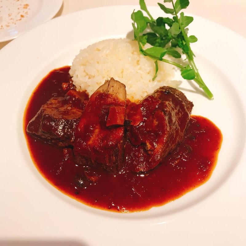 牛肉の赤ワイン煮(オザミ・デ・ヴァン 本店 （AUXAMIS des Vins）)